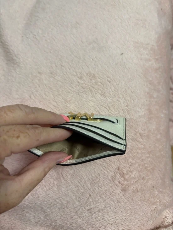 Michael Kors Beige Signature MK Continental Wallet with Gold Logo - Picture 6 of 7